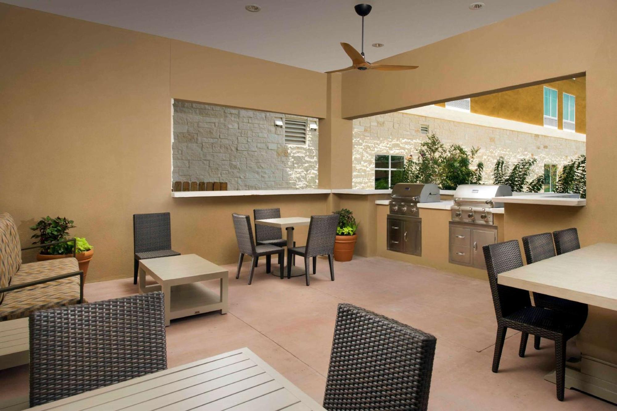 Homewood Suites San Antonio Airport Exterior photo